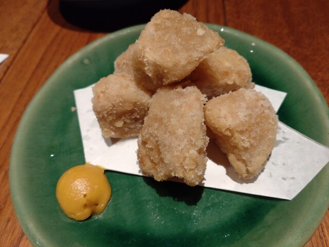 用戶對於八文字的評論高清圖