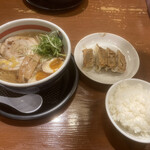 用户对于おいしい塩らーめん 波の花 亀岡店的评论图