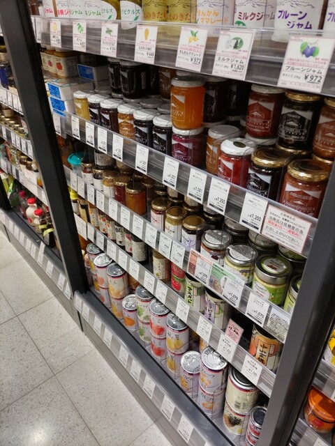 用户对于明治屋 京橋ストアー的评论高清图