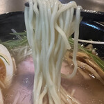 用户对于英的评论图