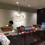 User's review image for リンツ ショコラ ブティック クリスタ長堀店