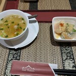 用戶對於スマイルタイランド 市ヶ谷店的評論圖