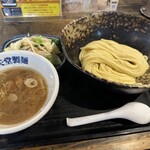 用戶對於三ツ矢堂製麺 中目黒店的評論圖