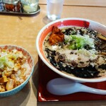 用户对于ラーメン やつや的评论图