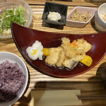 用户对于梅田 阪急三番街 リバーカフェ的评论图