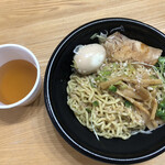 用户对于魚介油そば春日亭 中野店的评论图