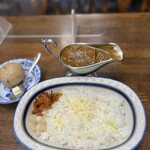 用户对于欧風カレー インディラ的评论图