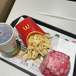 用户对于マクドナルド 南堀江関西スーパー店的评论图