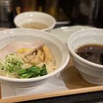 用户对于サッポロ ラーメン ハチ的评论图