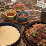 用戶對於el caliente modern mexicano的評論圖