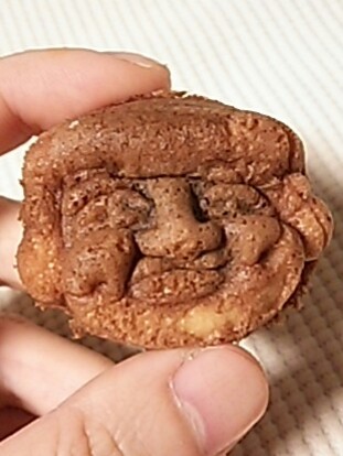 用戶對於ゼイタク煎餅と重盛の人形焼(古城商店)的評論圖