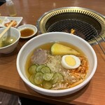 用户对于焼肉の三是的评论图