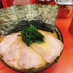 用戶對於横浜家系総本山 吉村家直系店 ラーメン内田家的評論圖