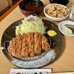用户对于とんかつ玉藤 千歳店的评论图