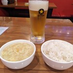 用户对于24時間 餃子酒場 目黒店的评论图