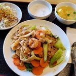 用户对于ヴィエン タイ的评论图