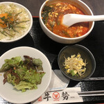 用戶對於牛勢的評論圖