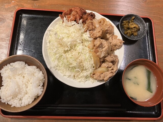 用户对于てけてけ 神保町店的评论高清图