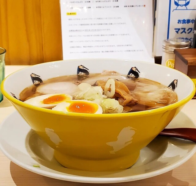 用户对于ワンタンメンの満月 三鷹店的评论高清图