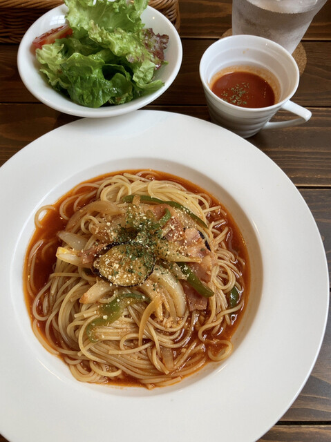 用户对于カフェ ラ リベルテ的评论高清图