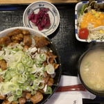 用戶對於炭火焼き鳥 串八珍 上野入谷口店的評論圖