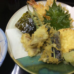 用户对于お食事処　つる食的评论图