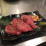 用户对于昭和大衆ホルモン 十三店的评论图