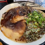 用戶對於とんこつラーメン 薫的評論圖