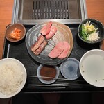 用户对于焼肉家 KAZU 神楽坂的评论图