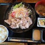 用戶對於大山畜産 pork&noodle的評論圖