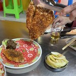 用戶對於台風大飯店的評論圖