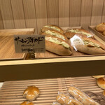 用户对于Lion BAKERY的评论图