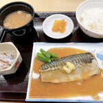 restaurant cover
