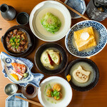 restaurant cover