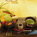 restaurant cover