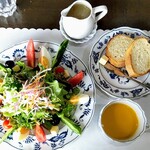 restaurant cover