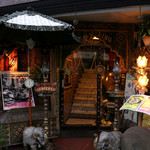 restaurant cover
