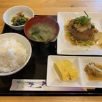 restaurant cover