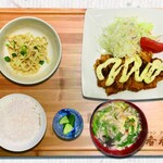 restaurant cover