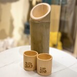 restaurant cover
