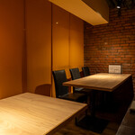 restaurant cover