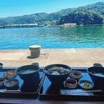 restaurant cover