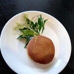 restaurant cover