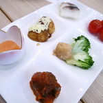 restaurant cover