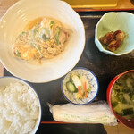 restaurant cover