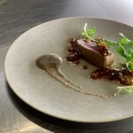 restaurant cover