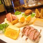 restaurant cover