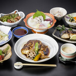 restaurant cover