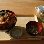 restaurant cover