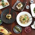 restaurant cover